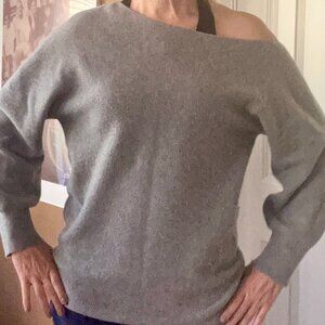 Theory Heather Gray Off the Shoulder Merino Wool Sweater (L)